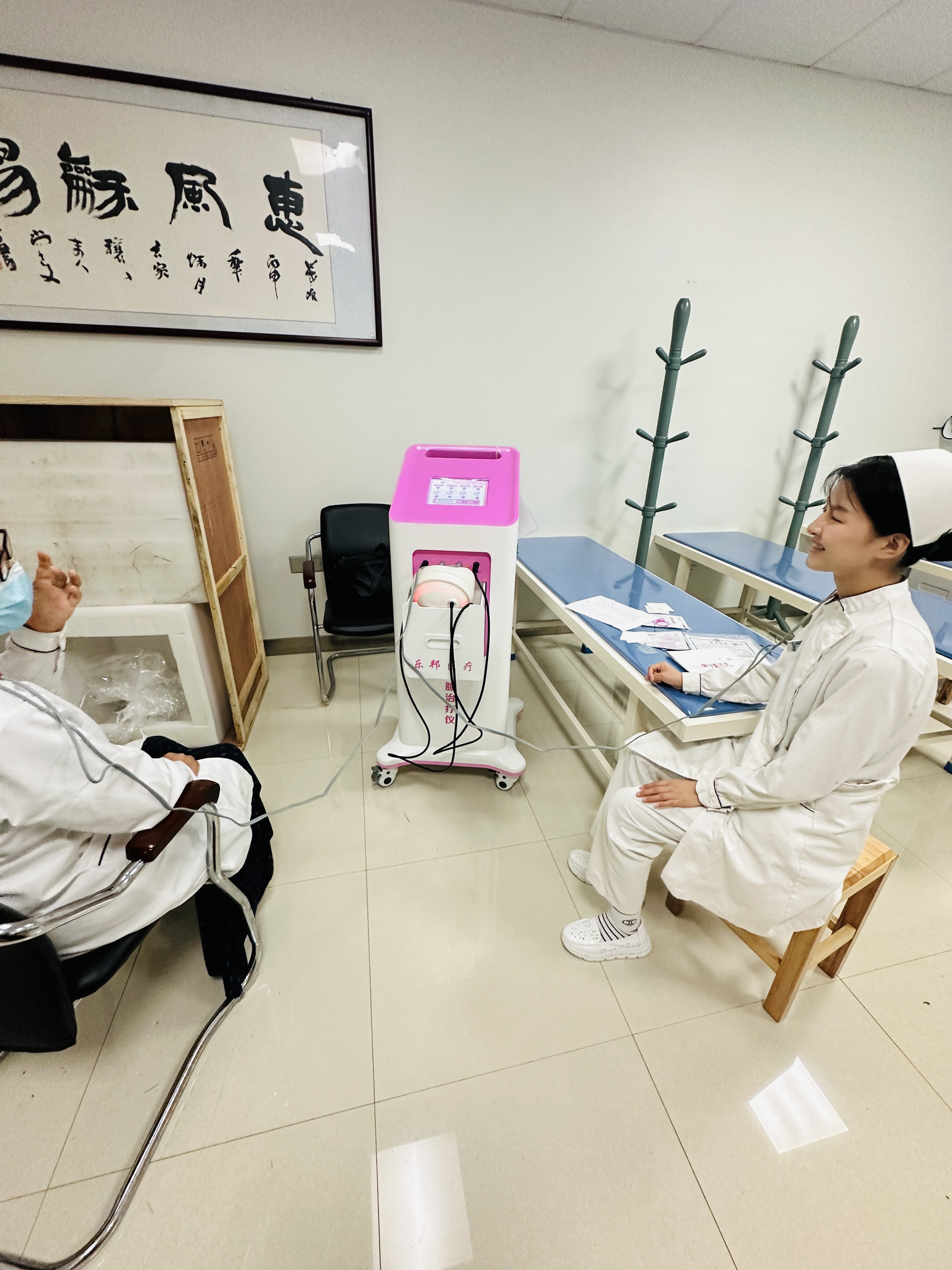 41fbe82bf99046fda0d30b69662c1dd